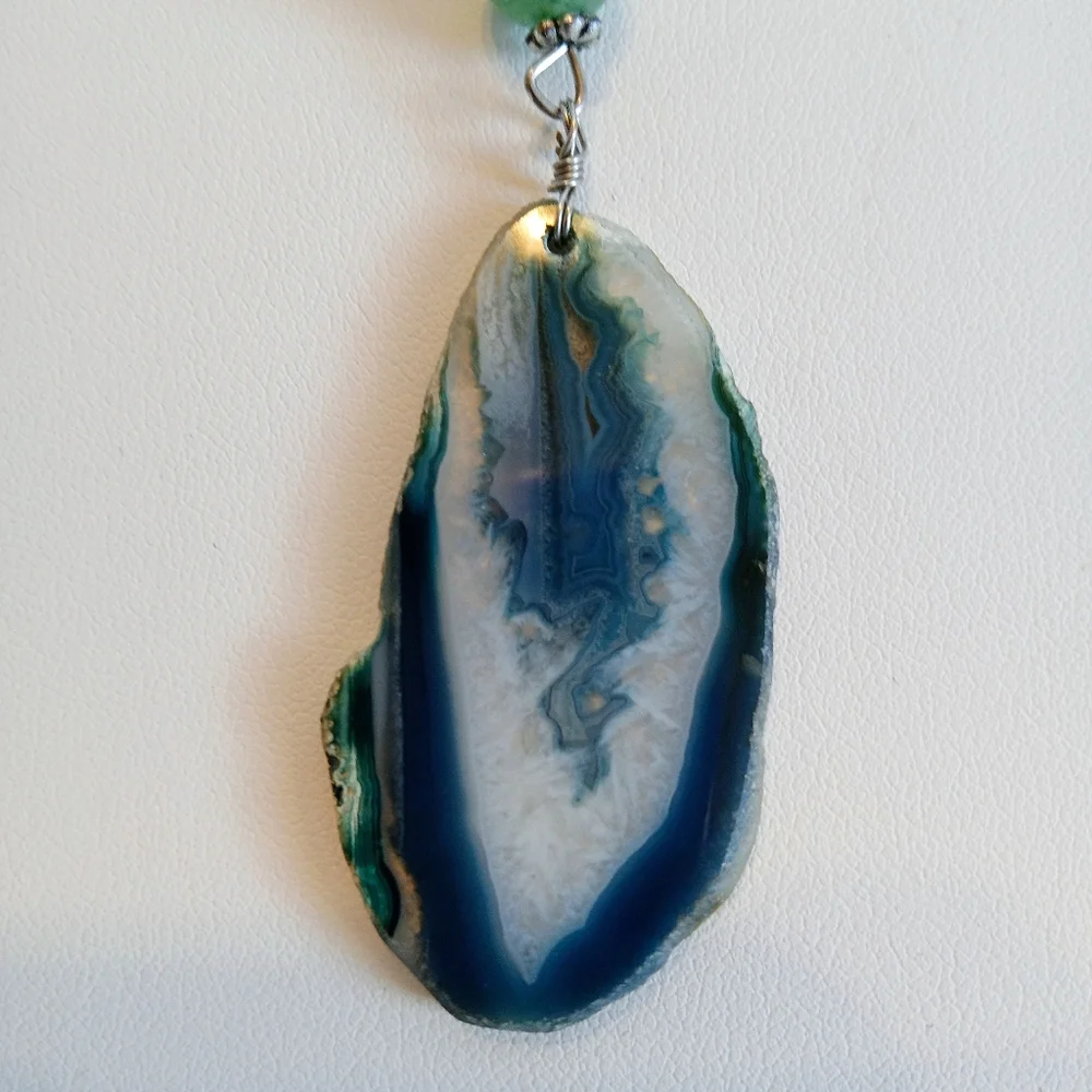Beautiful 31" Agate Geode Slice Pendant SSilver Chain Spring Ring Vibrant Color - Picture 5 of 6